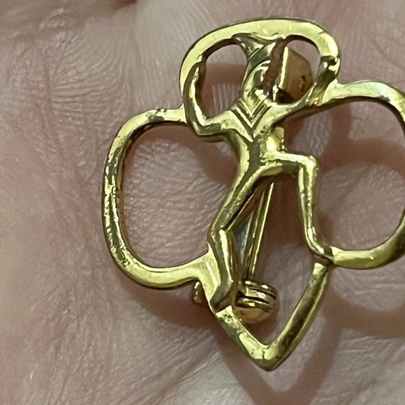 Vintage 1960s Girl Scouts Of America Brownie Trefoil Gold Pin Brooch - Picture 7 of 14